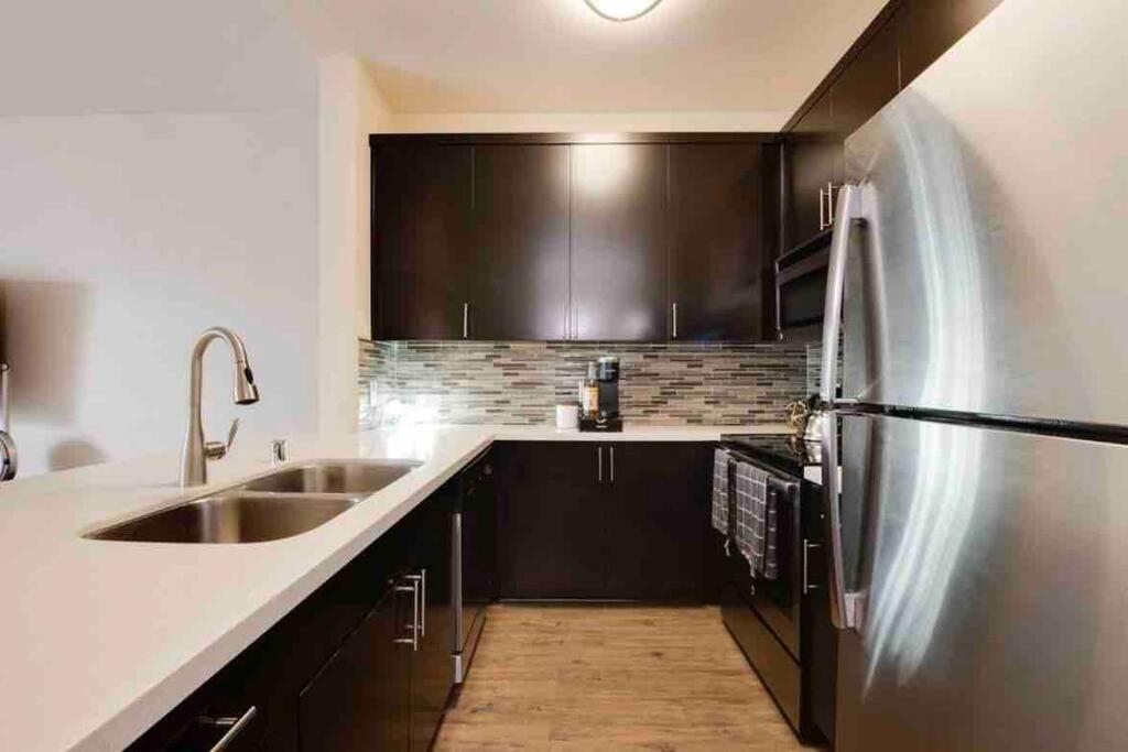 לוס אנג'לס The Nest A Spacious 1 Bedroom Apartment With A Pool View מראה חיצוני תמונה